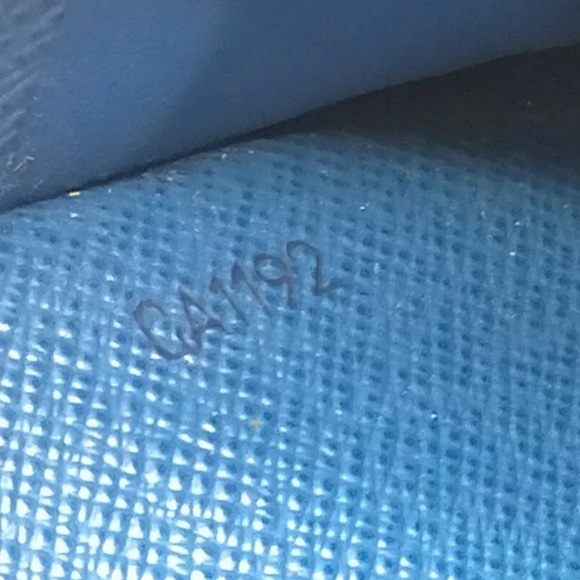 💙 Authentic Louis Vuitton multicolor Long Sarah Wallet - Picture 10 of 10